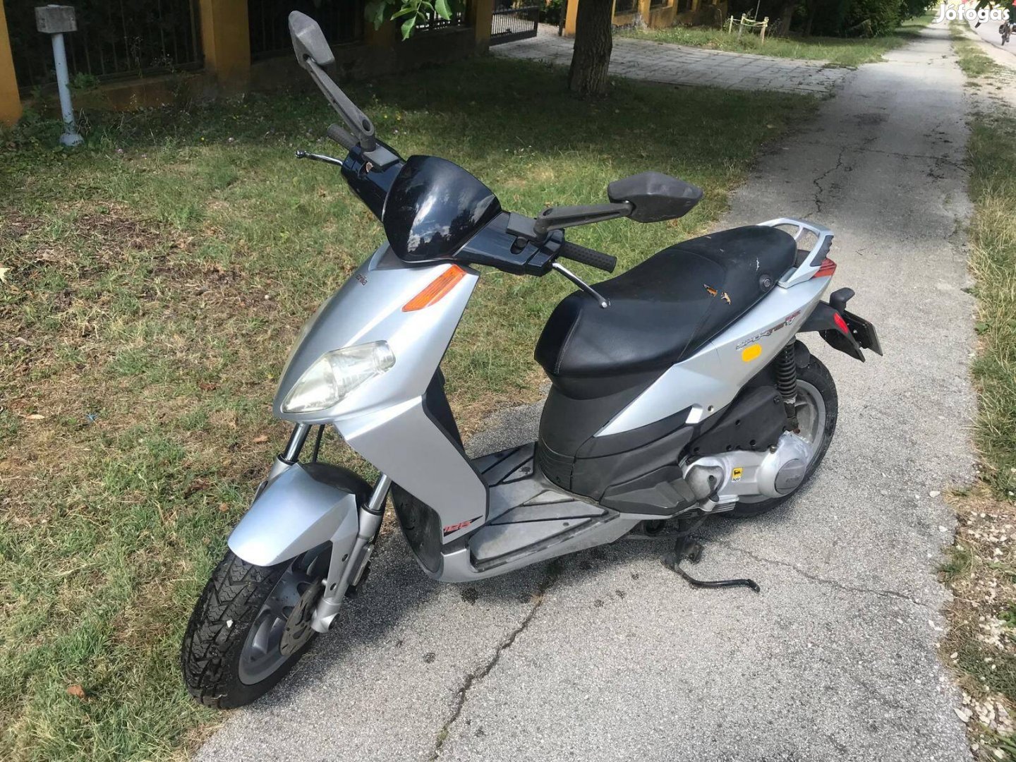 Robogó Aprilia Sportcity One 125 müszaki 2026/10
