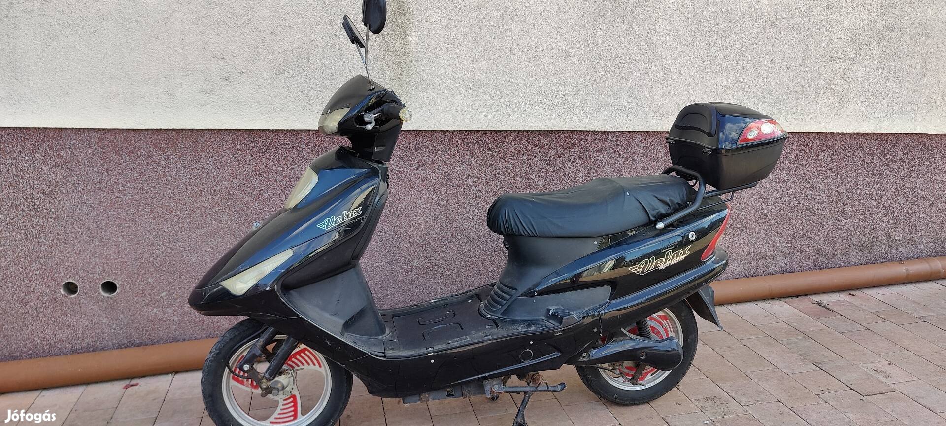 Robogó jó állapotban eladó!