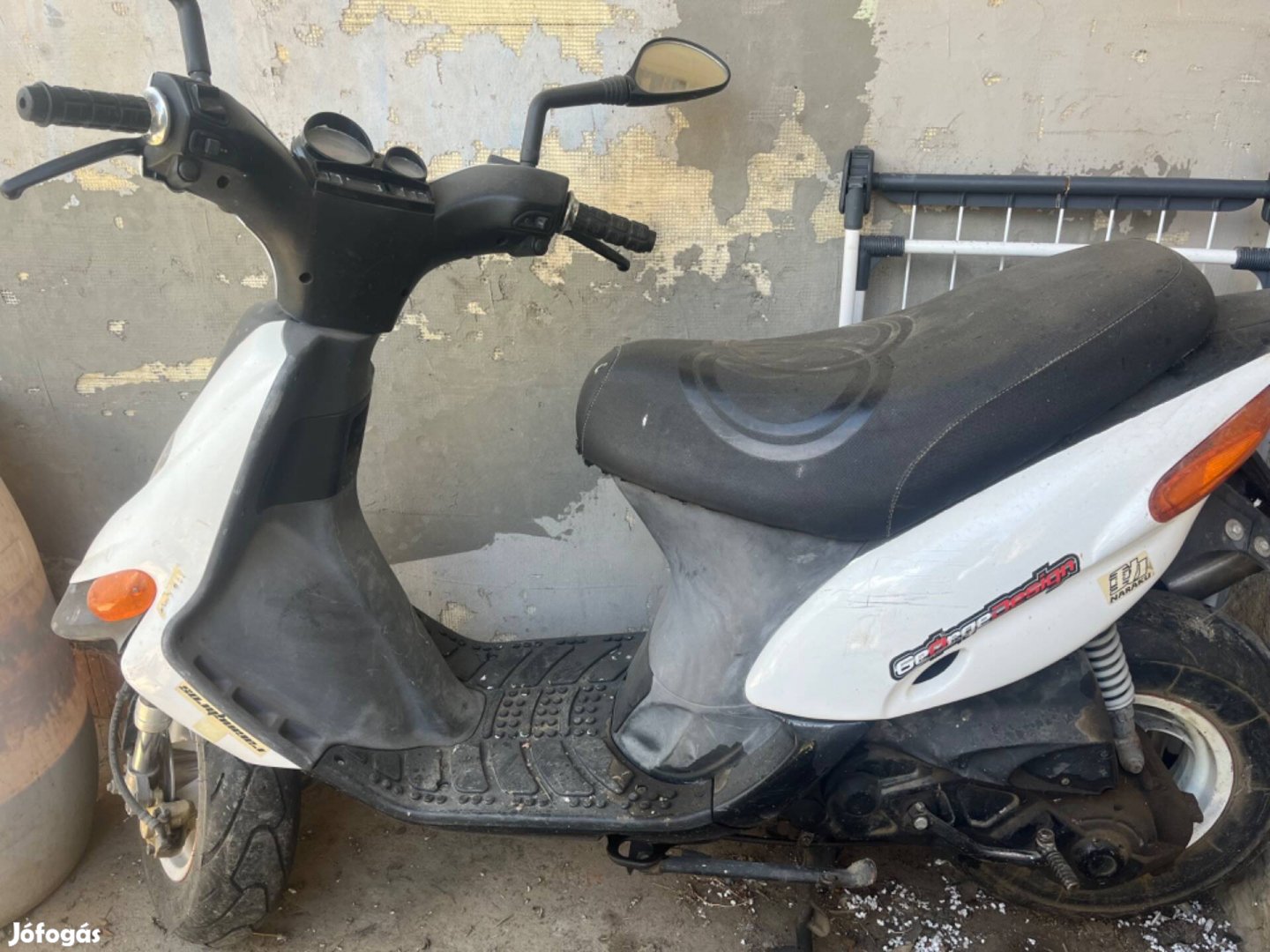 Robogó motor