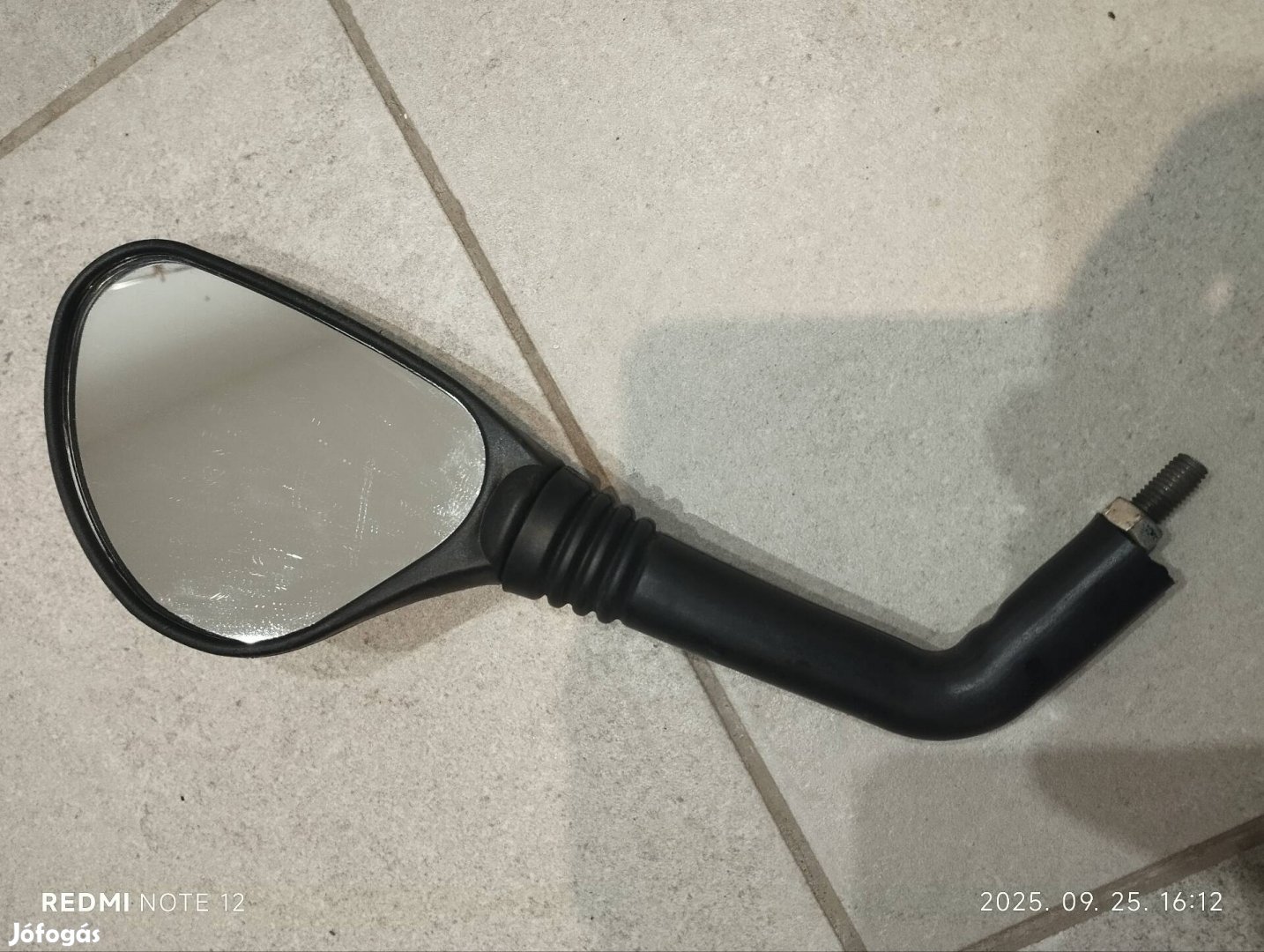 Robogó visszapillantó tükrök.