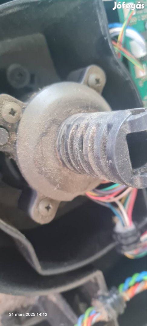 Robolinho 3000 fűnyíró robot főmotor