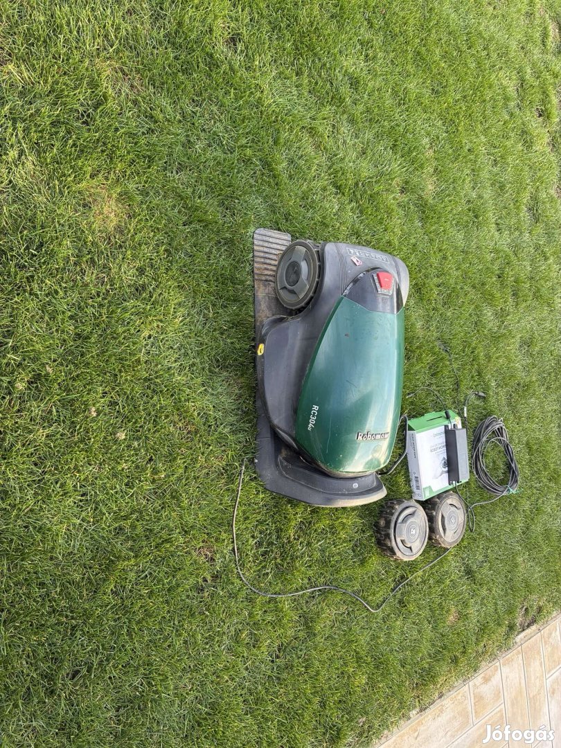 Robomow Rc304u robotfűnyíró eladó