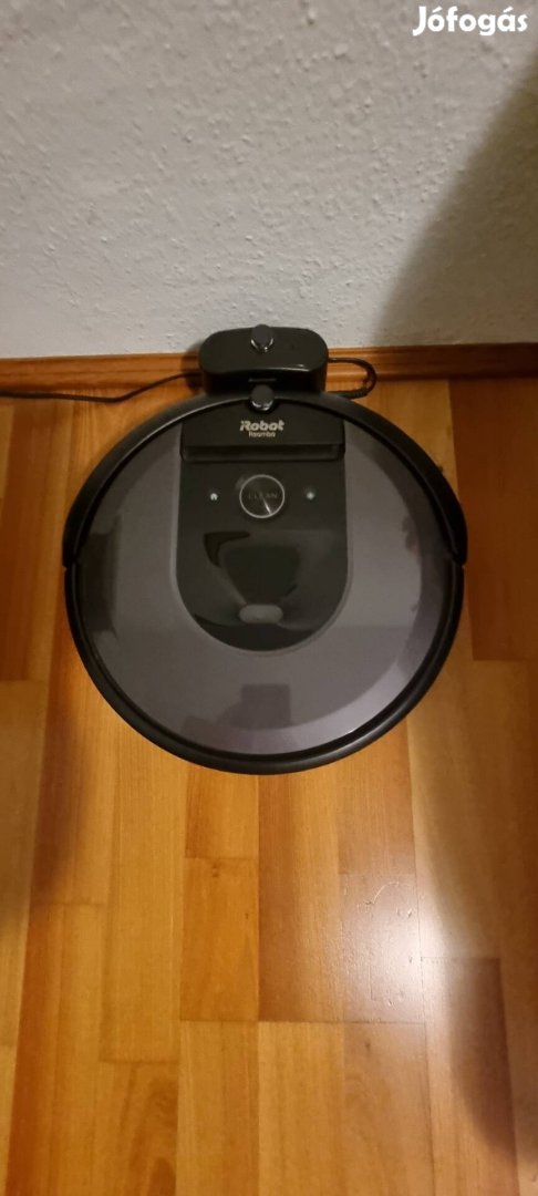 Robot Roomba seprű