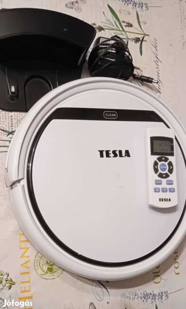 Robotporszívó Tesla 