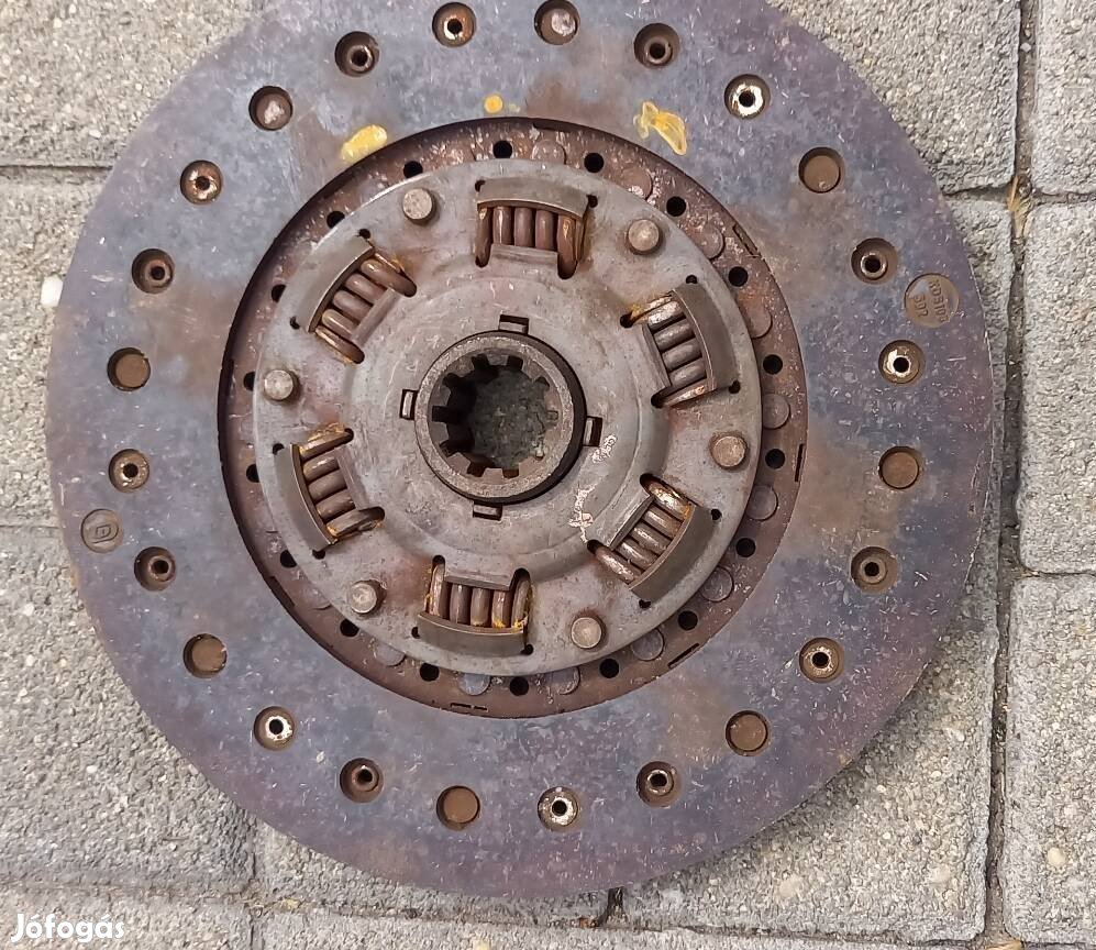 Robur kuplungtárcsa 
