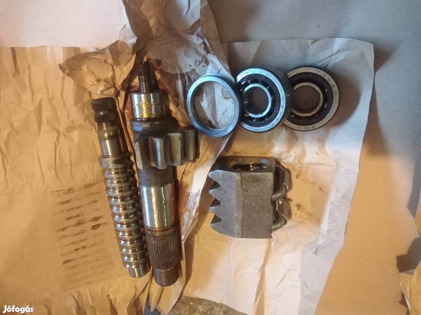 Robur új alkatrészek