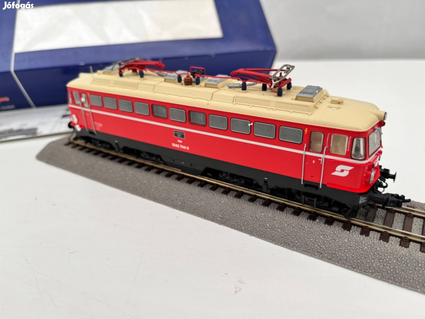 Roco 62481 ÖBB 1042 700-3 mozdony H0 villanymozdony új