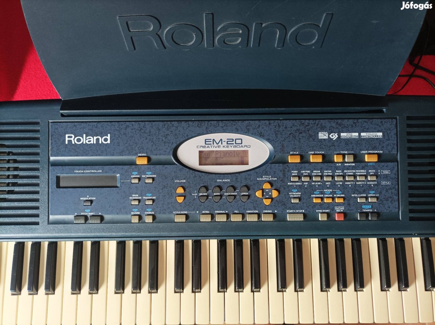 Roland EM-20 creative keyboard