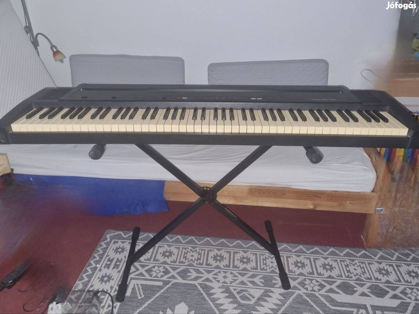 Roland EP-9 szintetizátor