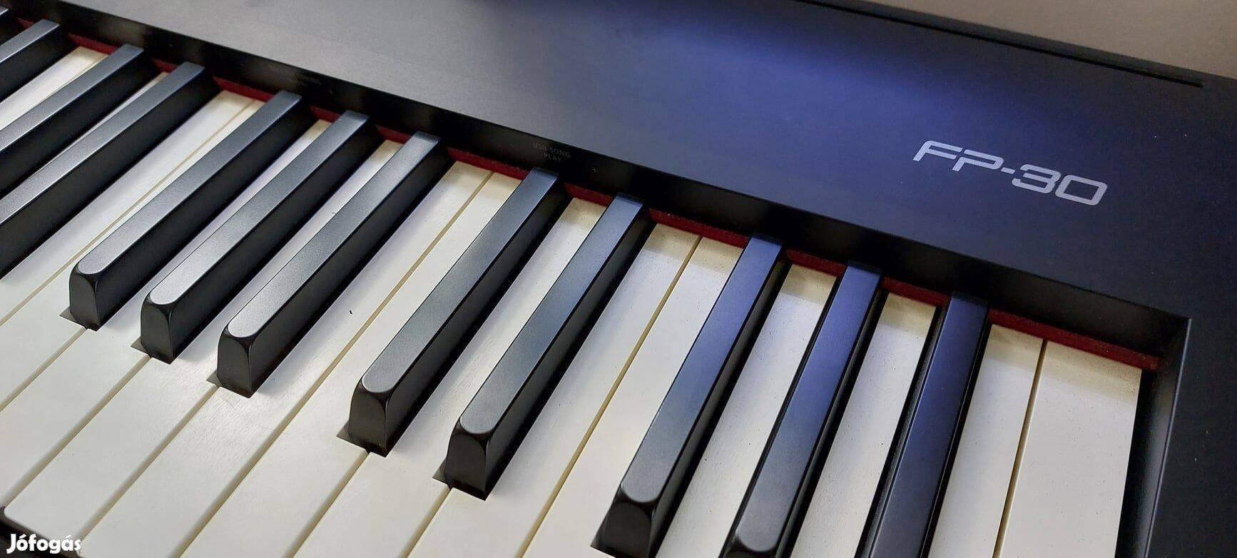 Roland FP-30 digitális zongora (88 billentyűs)
