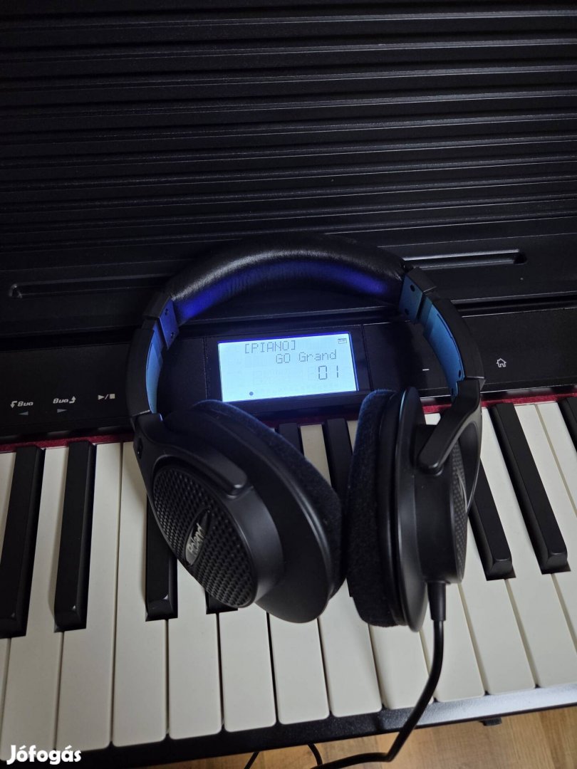 Roland GO:Piano + Kiegészítők