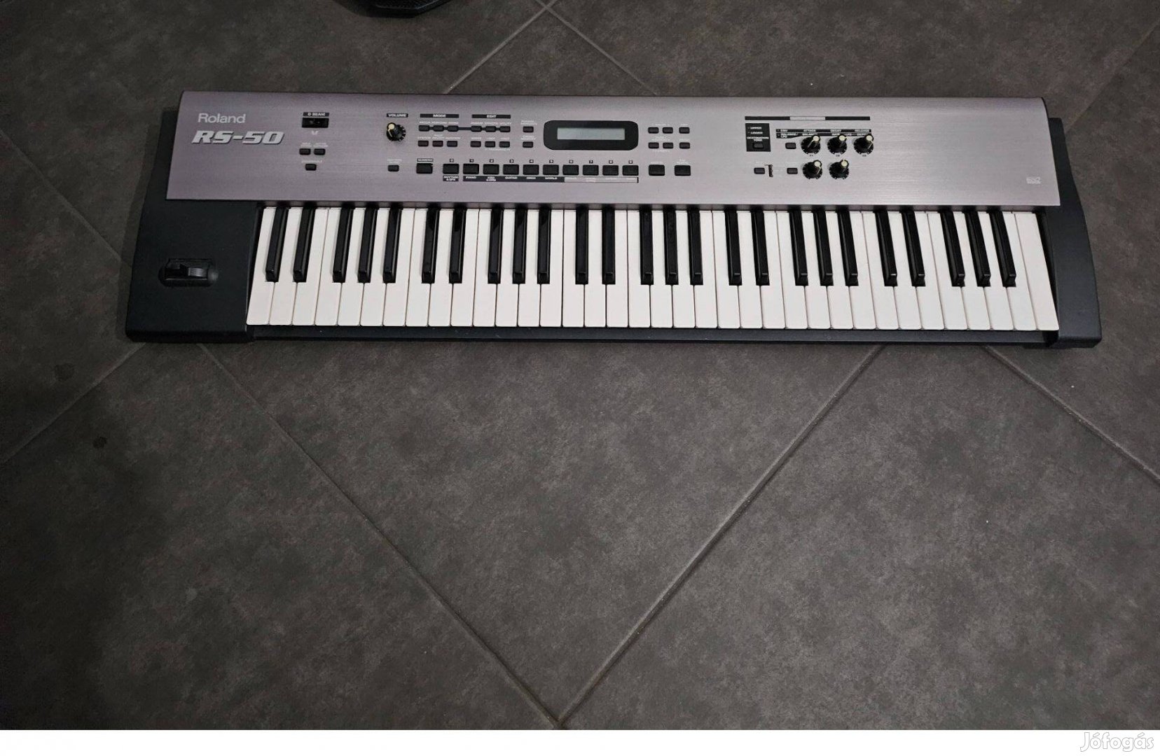 Roland RS-50 szintetizátor eladó