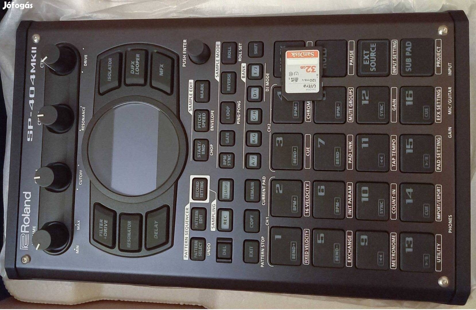 Roland SP-404 MK2 (fw:4.07) + 32GB SD Card + decksaver