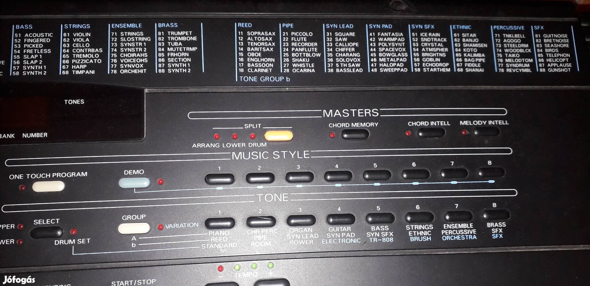 Roland e16 kisérőautomatikás szintetizátor hibátlan