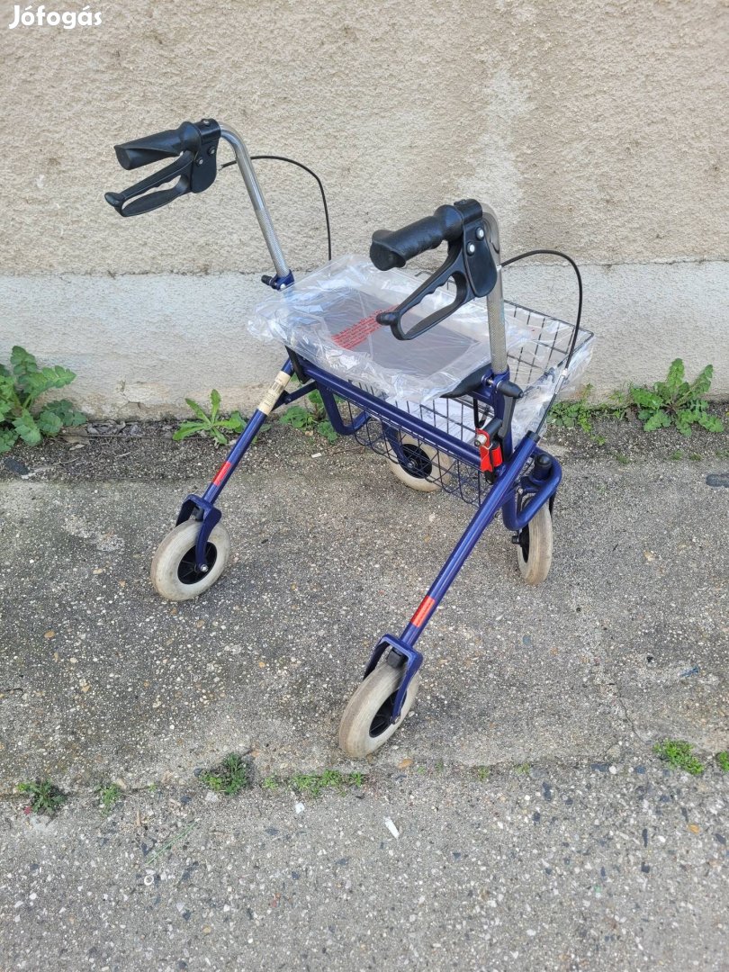 Roll kocsi eladó