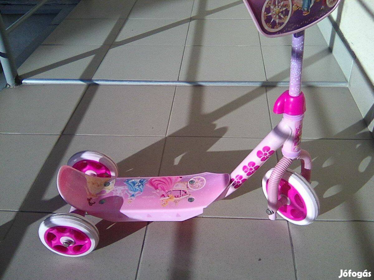 Roller 2-3 éves kislánynak eladó Szolnokon