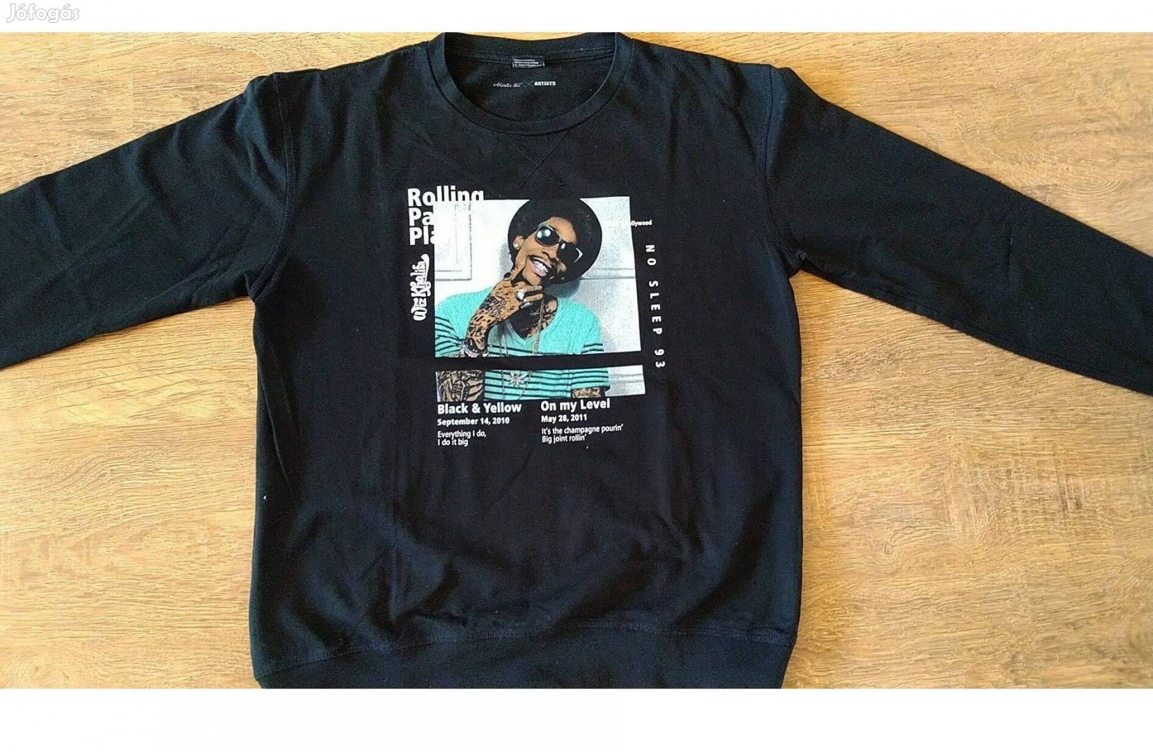 Rolling paper planes férfi pulóver