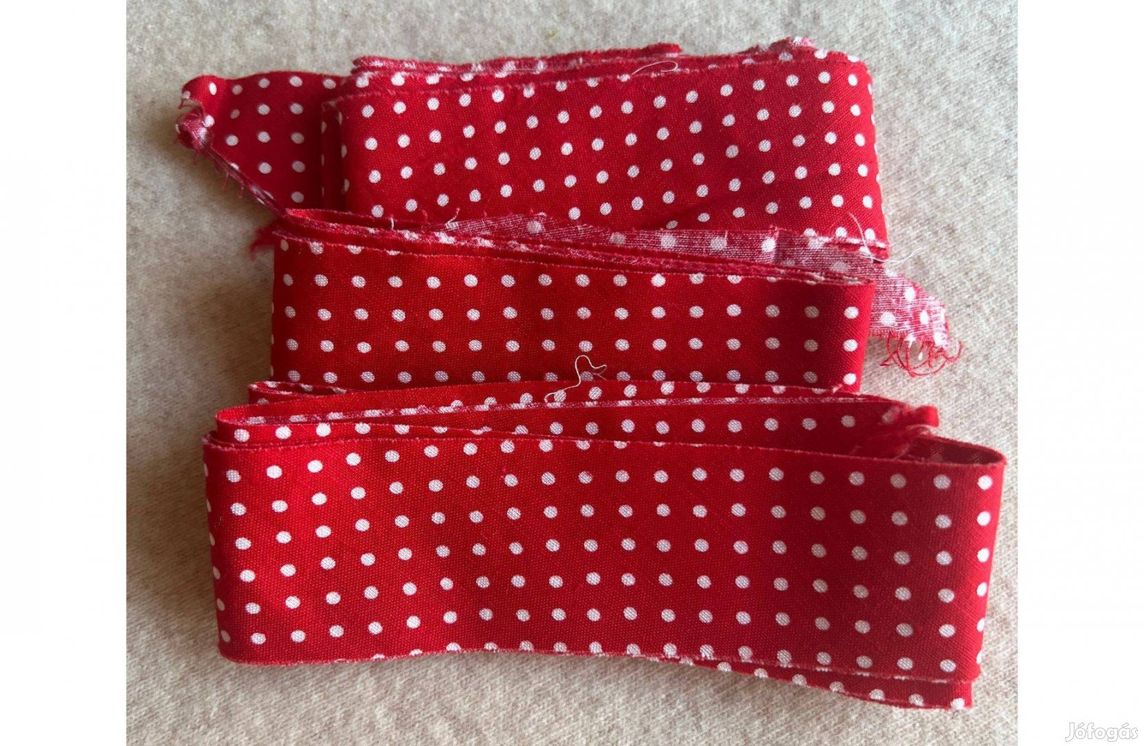 Rolnipánt 1. cs. blúzokhoz, beszegéshez pöttyös