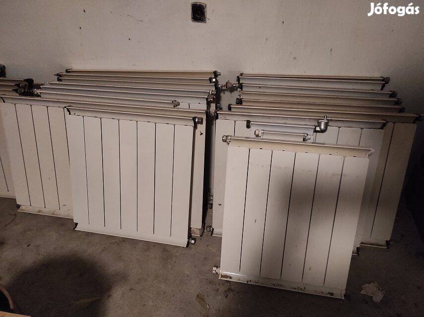 Romantik radiátorok 650-s kötéstávban,több színben eladók
