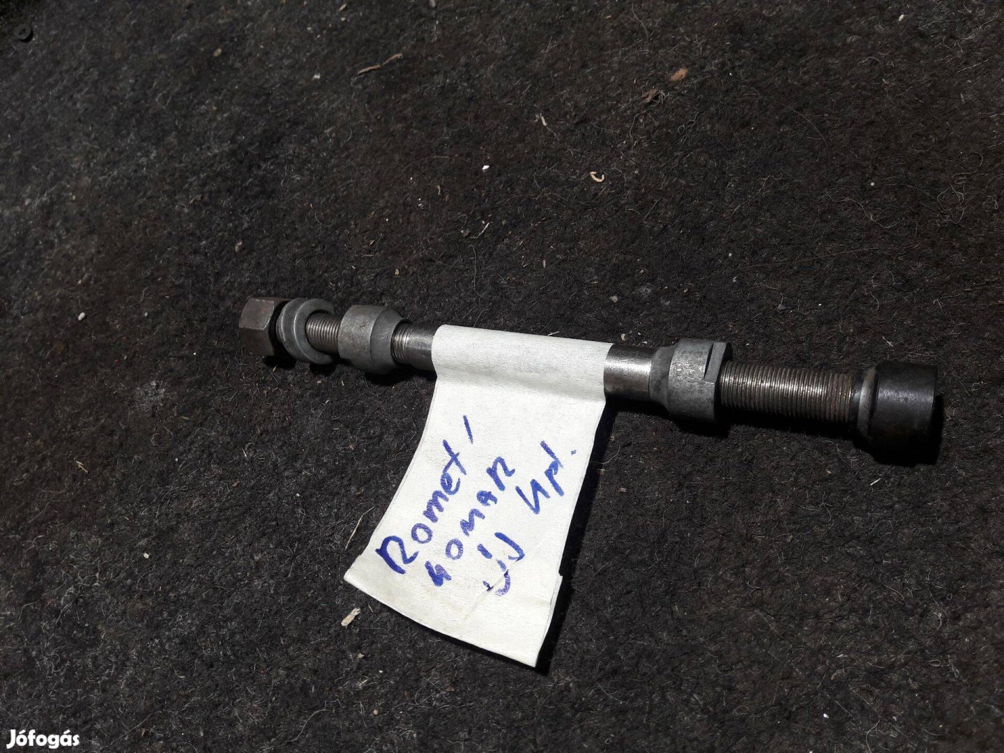Romet / Komar komplett kerék tengely szett gyári új!