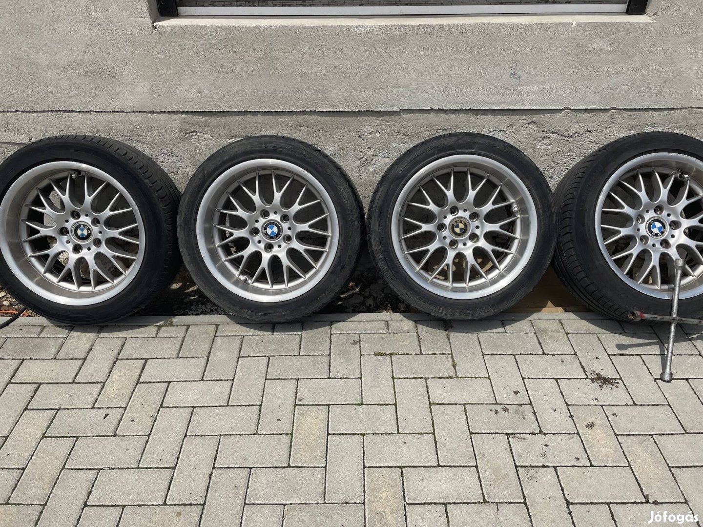 Rondell 0058 235/45R17