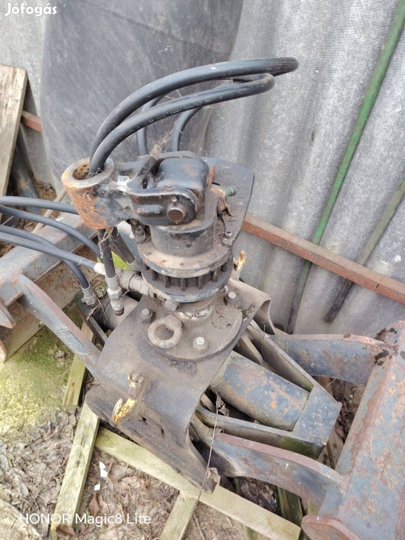 Rönkfógó-csipegetö kanál