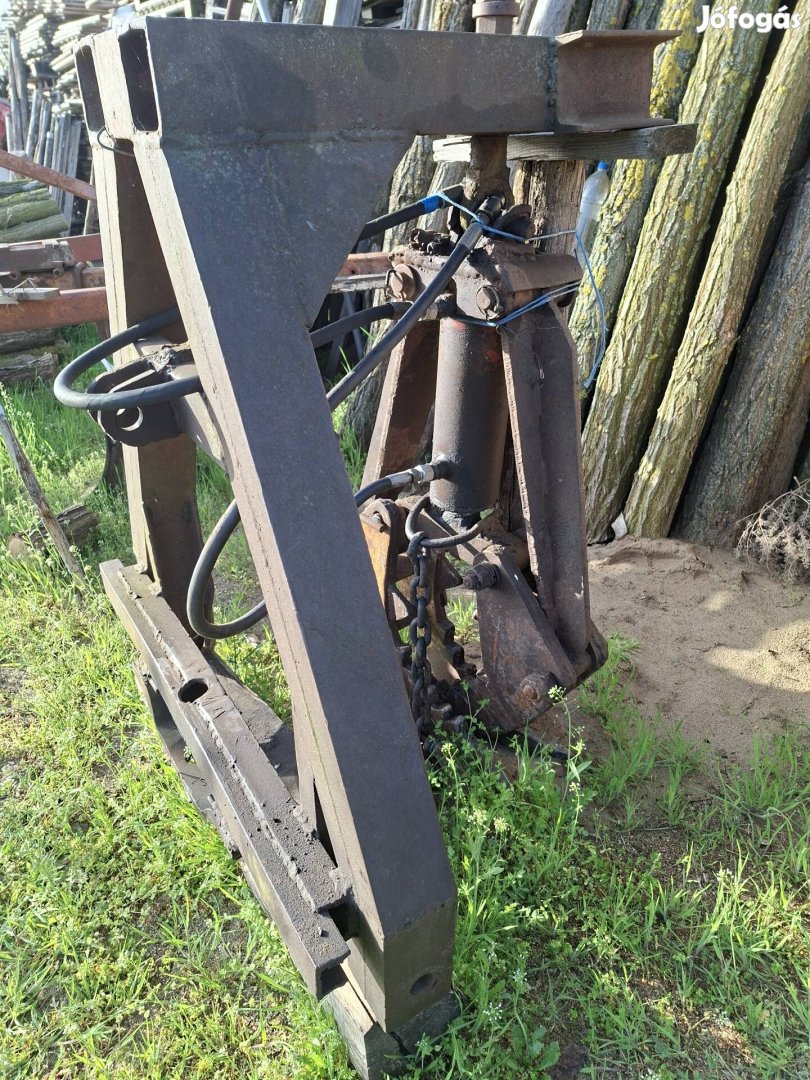 Rönkvonszoló csipesz 