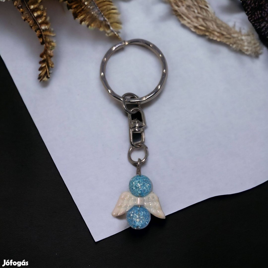 Roppantott kvarc kék angyal kulcstartó