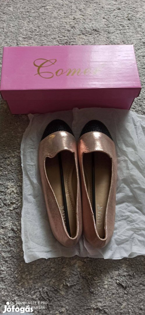 Rosegold orra fekete kövekkel díszített topánka, balerina cipő