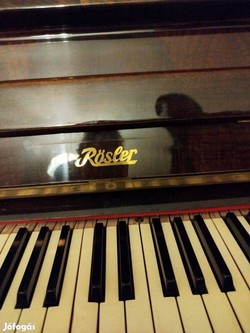 Rősler pianínó eladó