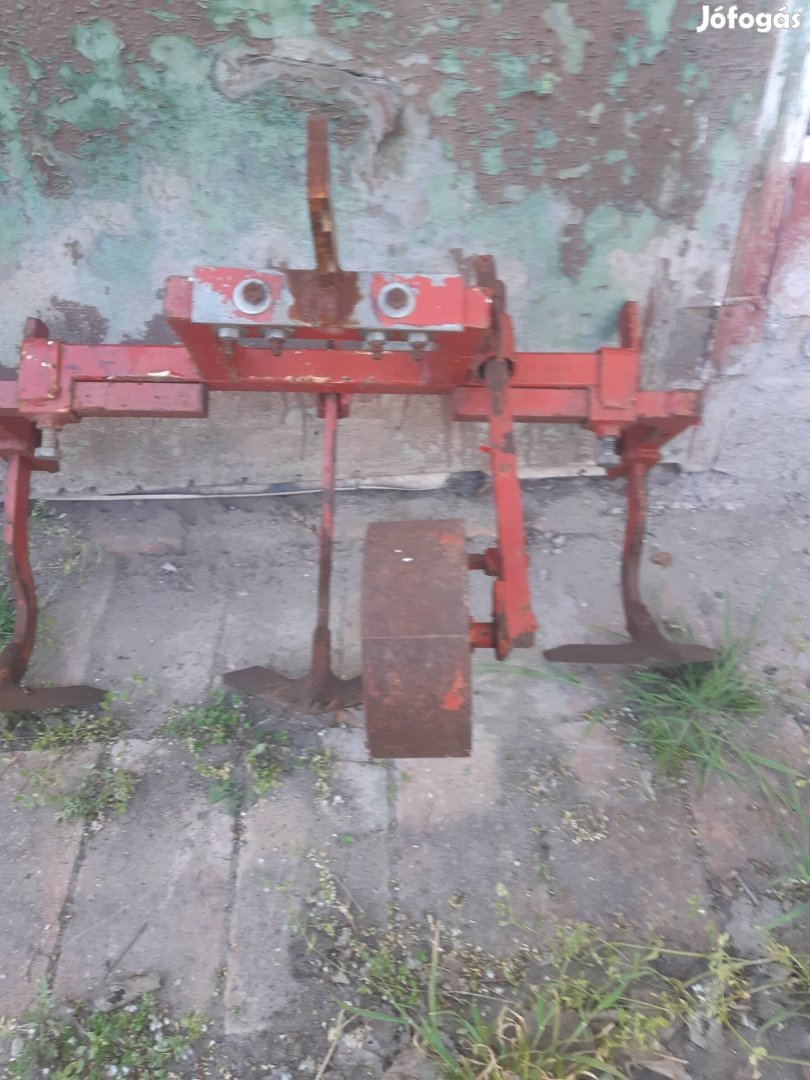 Rotációs kapa sorközművelő