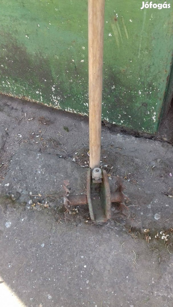 Rotációs kézi kis vetőgép új állapotba