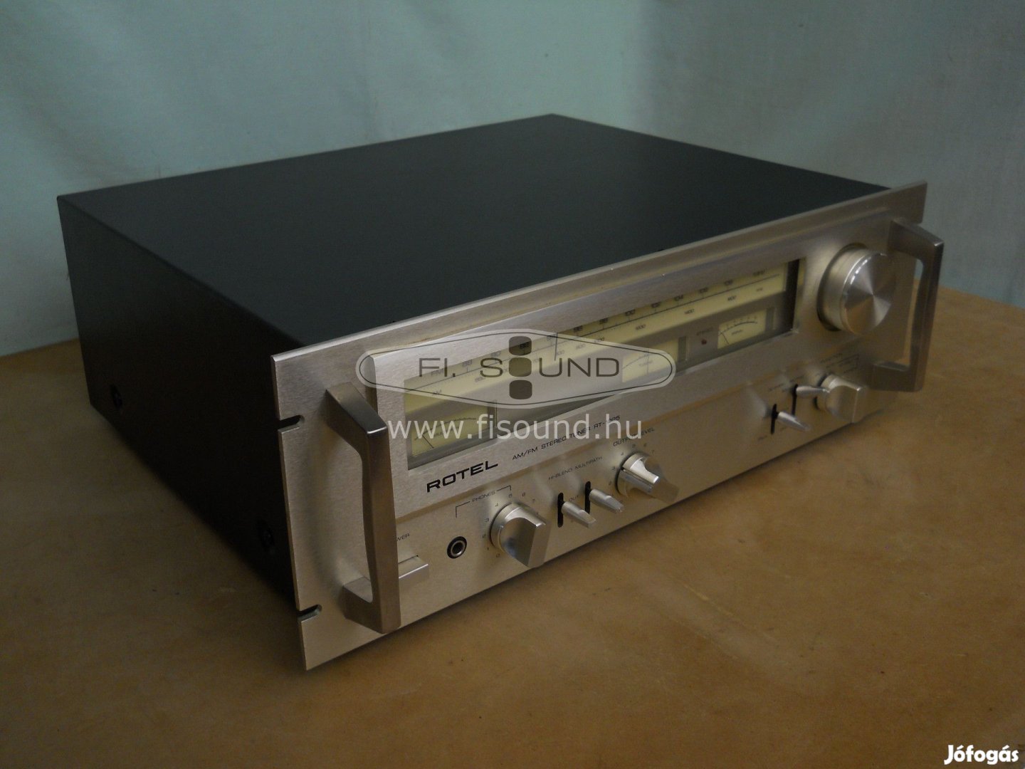 Rotel RT-1025 ,AM,FM manuális rádió tuner