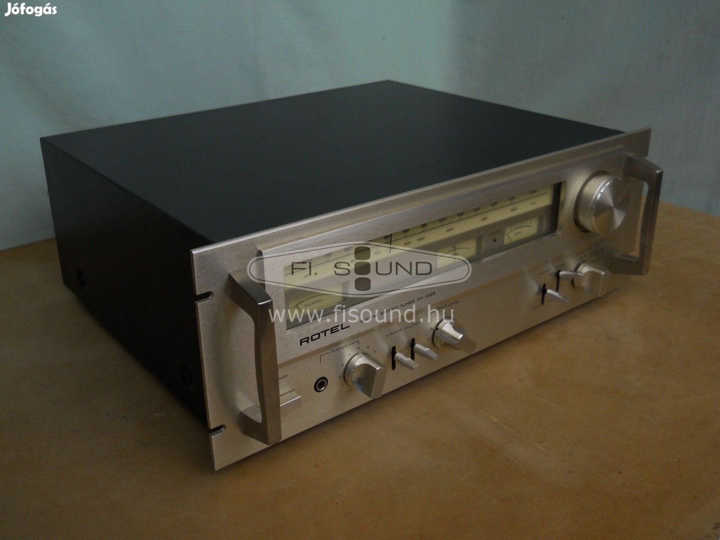 Rotel RT-1025 ,AM,FM manuális rádió tuner