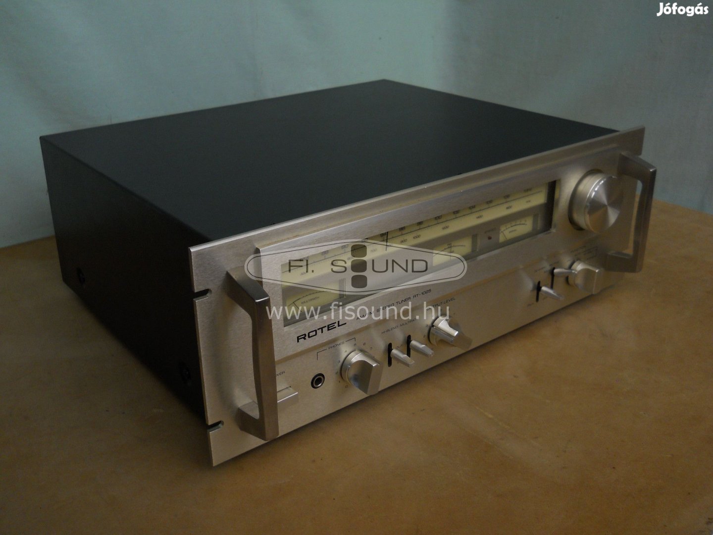 Rotel RT-1025 ,AM,FM manuális rádió tuner