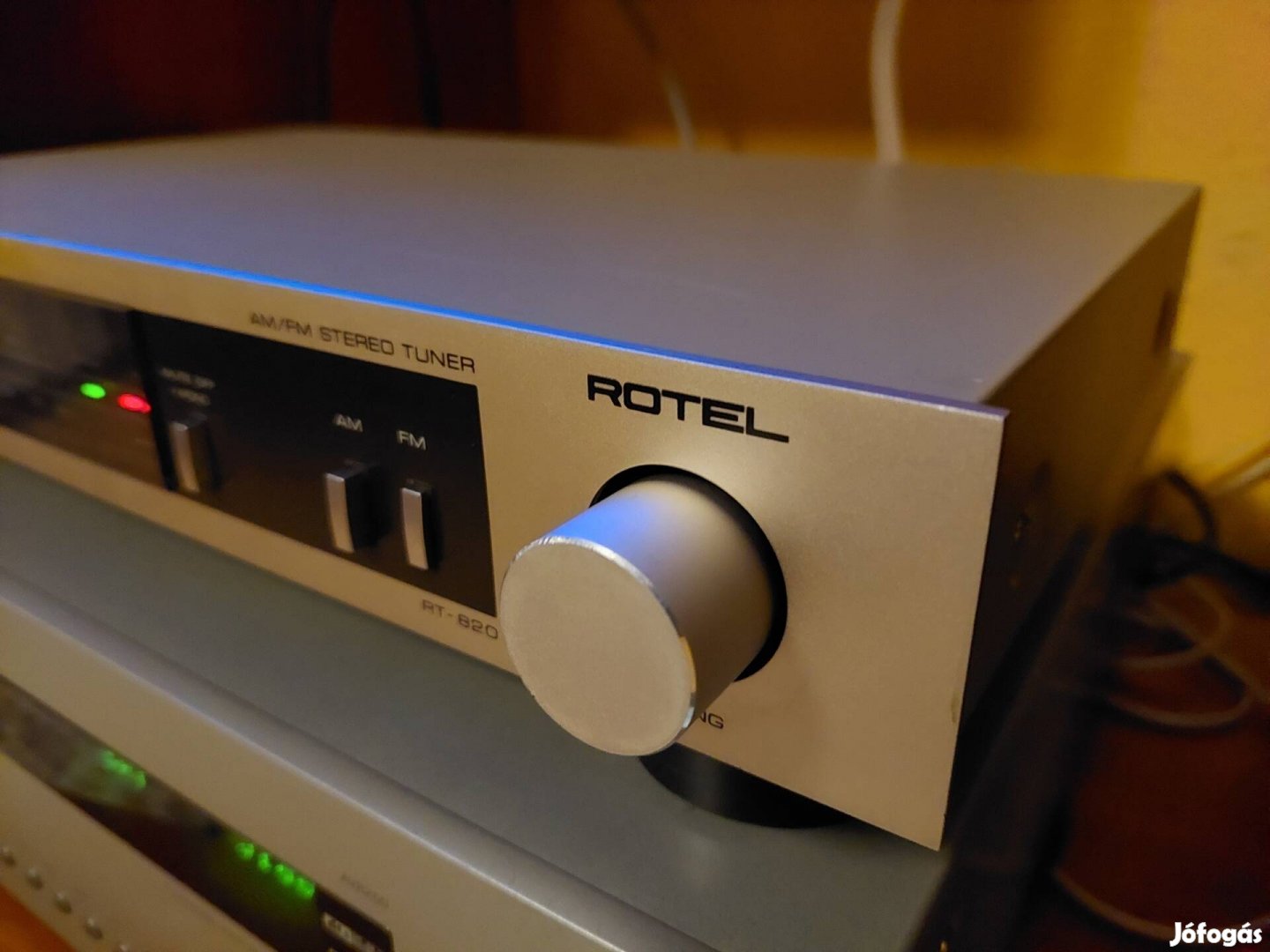 Rotel hifi stereo tuner