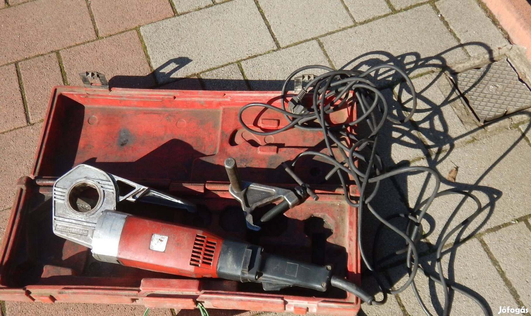 Rothenberger menetmetsző menetvágó gép