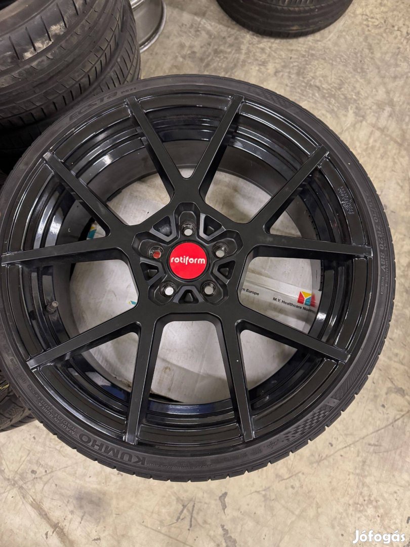Rotiform Kps 8,5X20 ET45 5x112 66,5 fekete garnitúra eladó!!