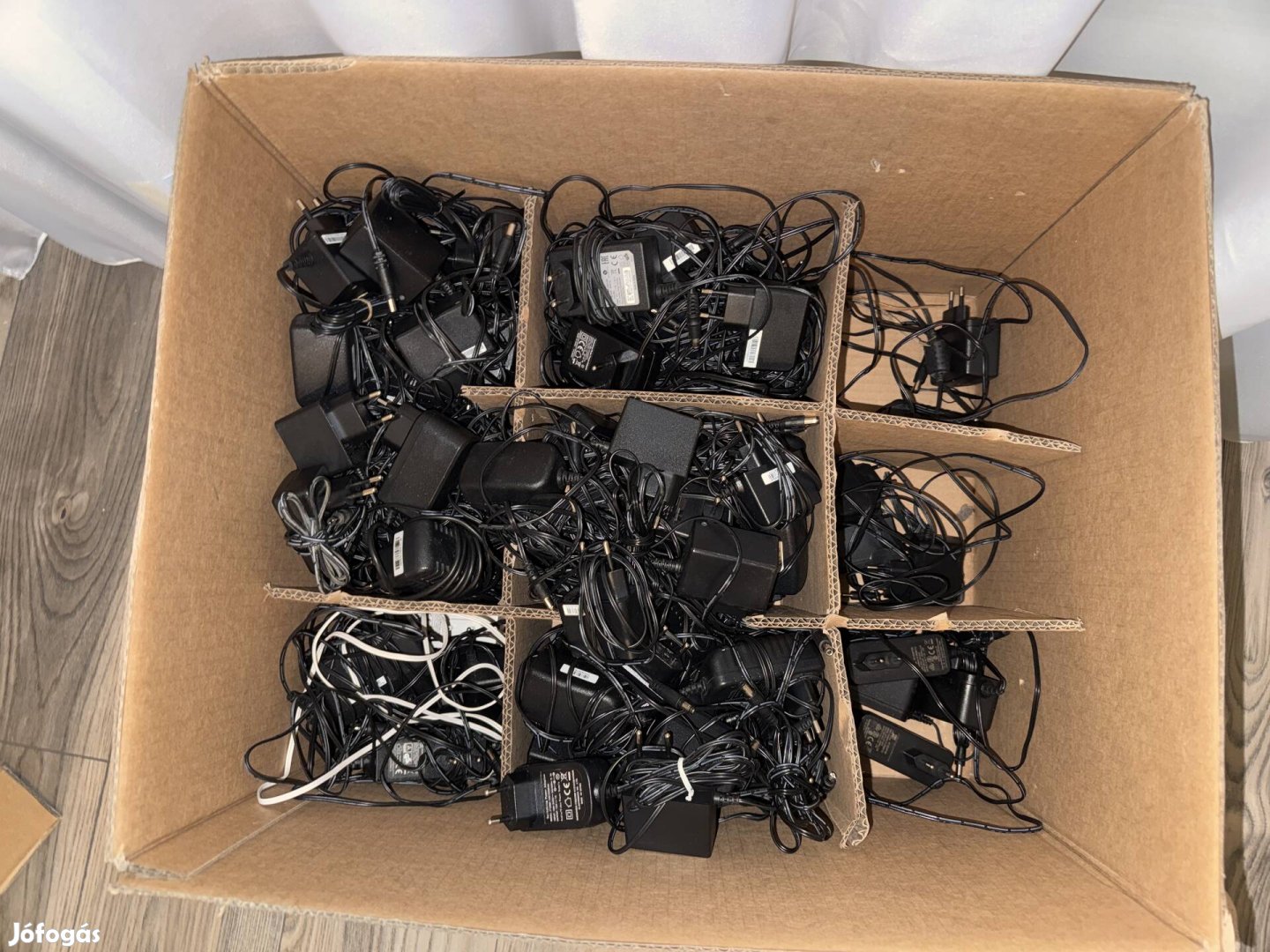 Router Tápegységek