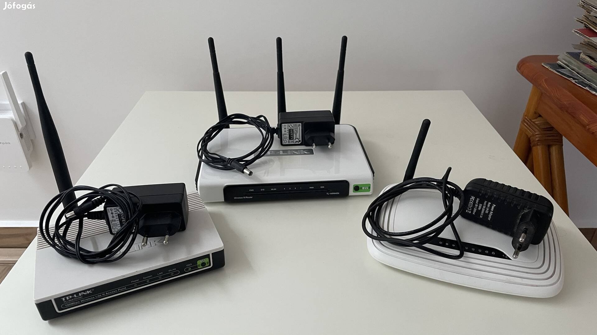Router, repeater, access point