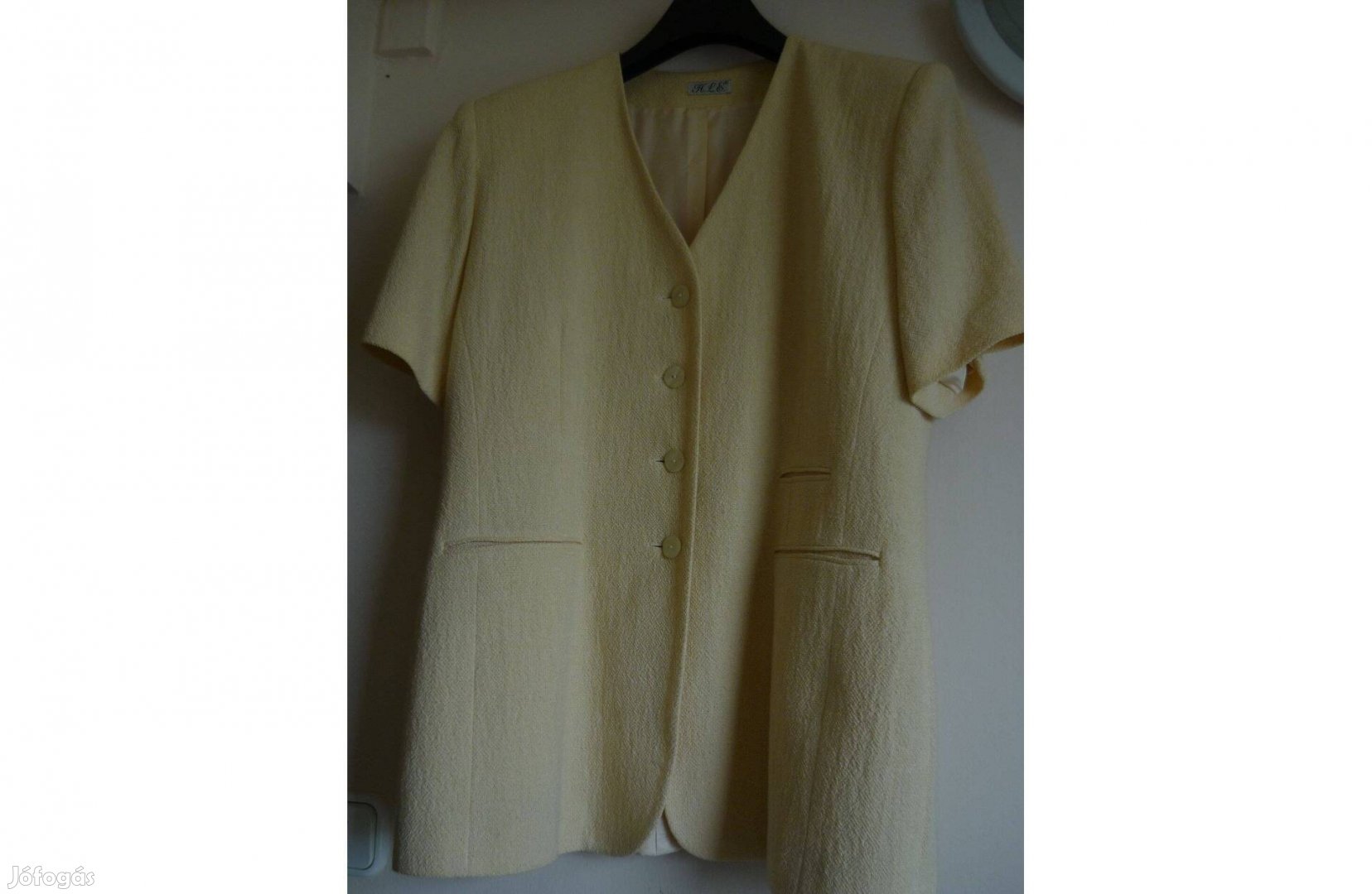 Rövid ujjú blézer 44-es méretben