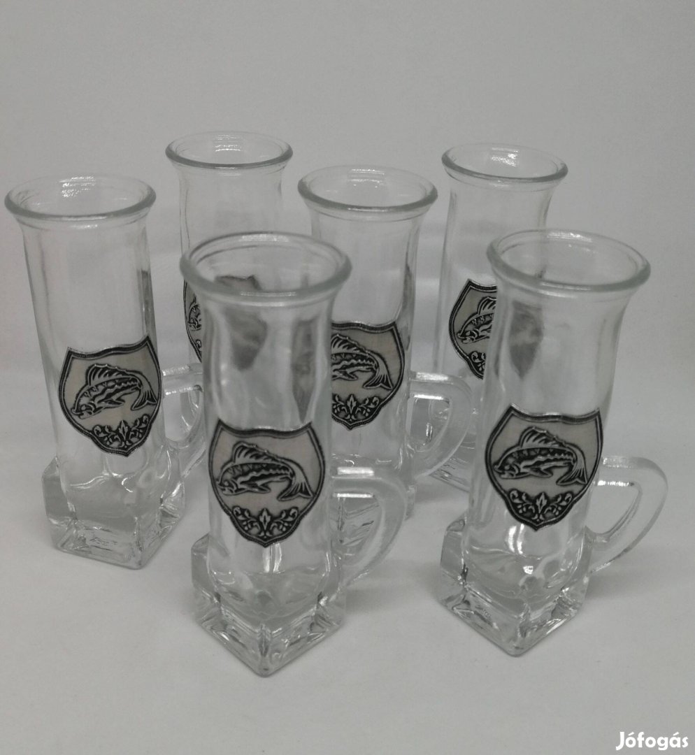 Röviditalos,pálinkás poharak jaándéknak kitűnő Ritka!