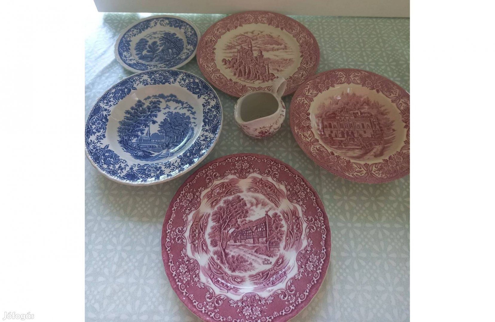 Royal Tudor Ware és Eit England tárgyak