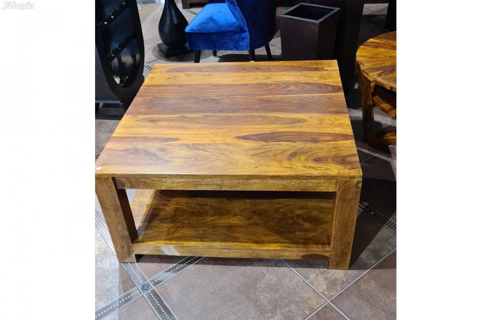 Rózsafa dohányzóasztal 90 cm