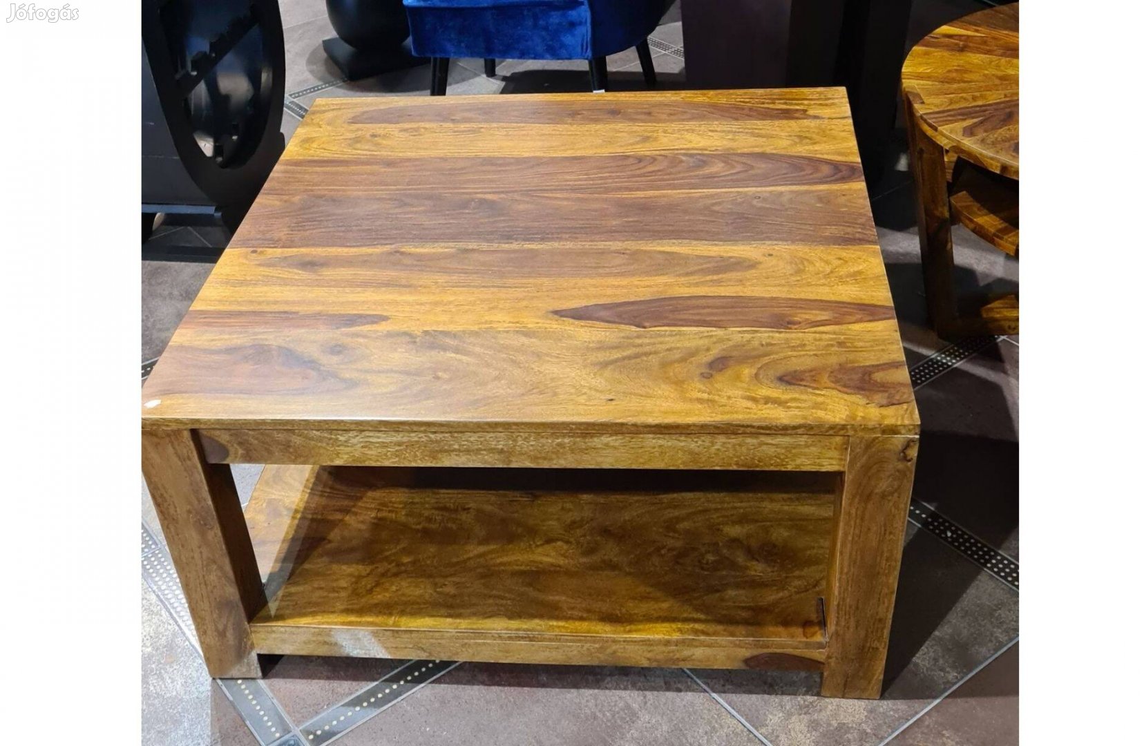 Rózsafa tömör dohányzóasztal 90 cm