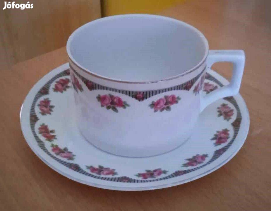 Rózsás girlandos gyönyörű Zsolnay teás szettek