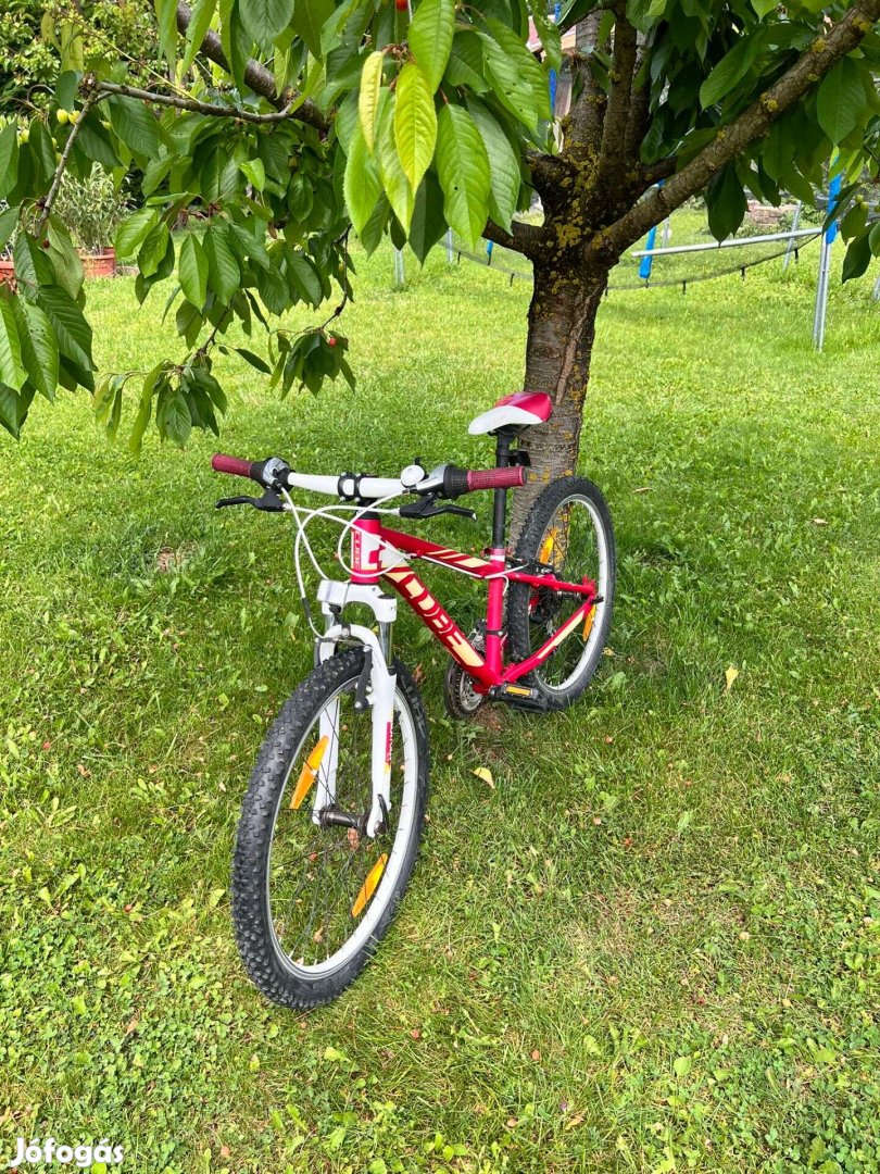 Rózsaszín cube gyerek kerékpár