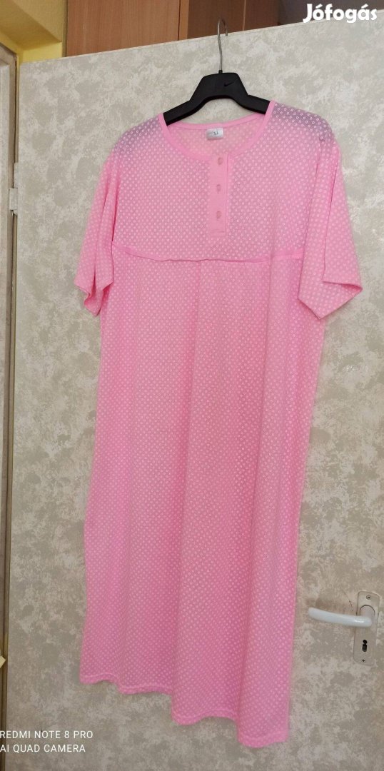 Rózsaszín fehér mintás rövid ujjú hálóing nagy méretű 44-es