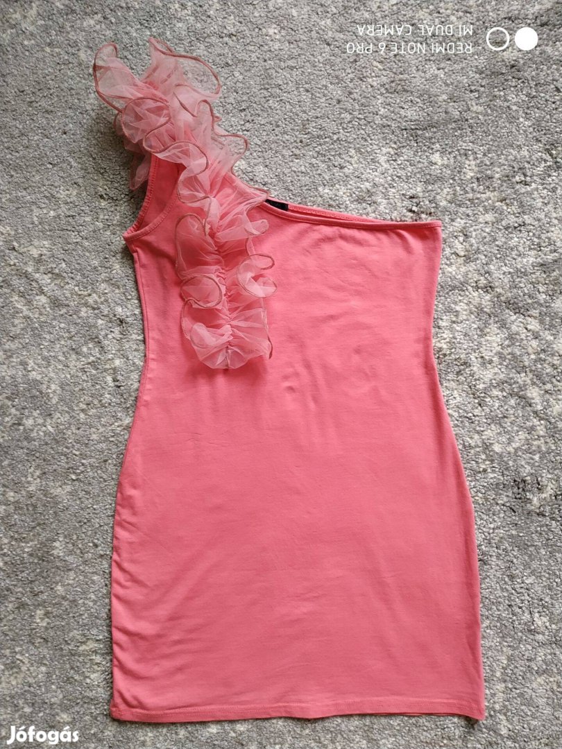 Rózsaszín félvállas tüllös miniruha