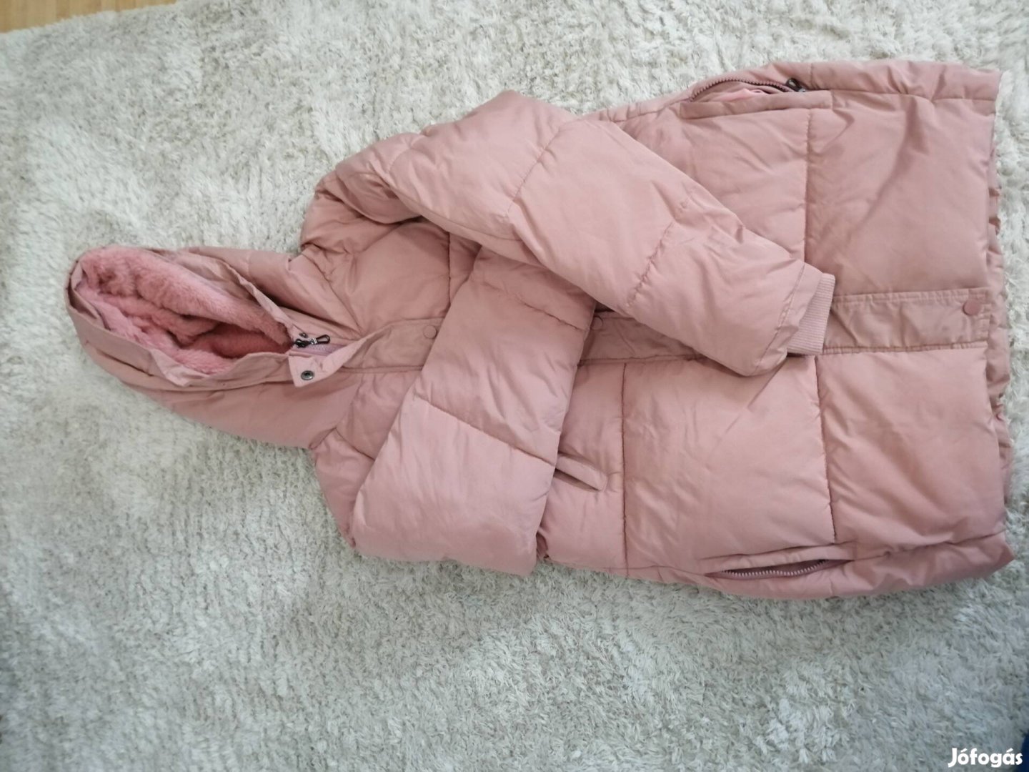 Rózsaszín színű téli kabát 